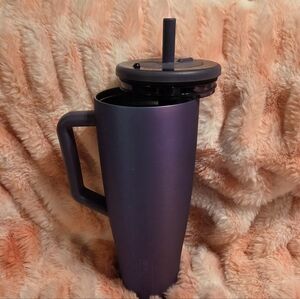 Purple Brumate 40oz EUC Tumbler with Straw.